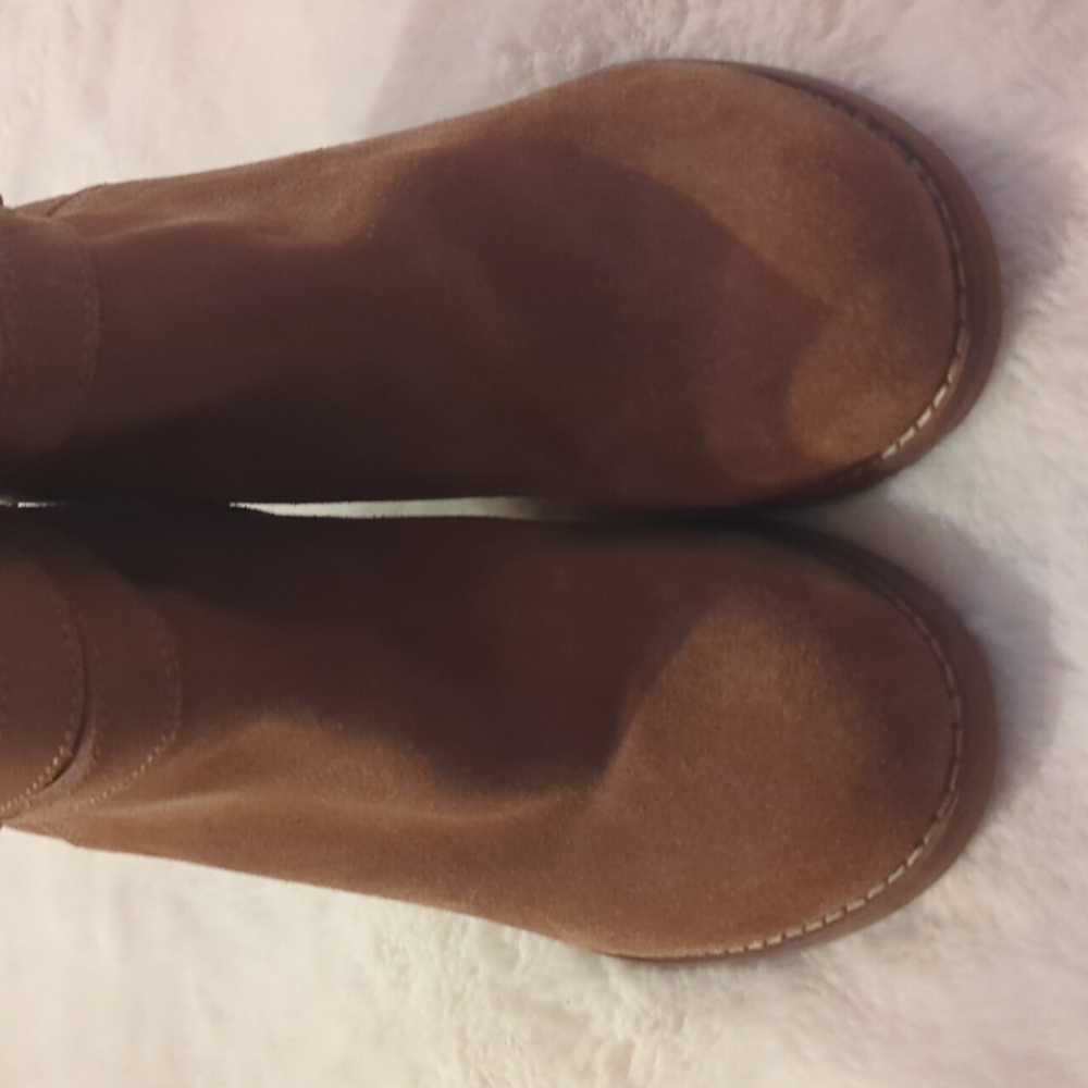 Lucky Brand Boots Womens Latonya Side Zip Ankle Bootie Brown Suede Heels Sz 6.5 - Picture 2 of 7